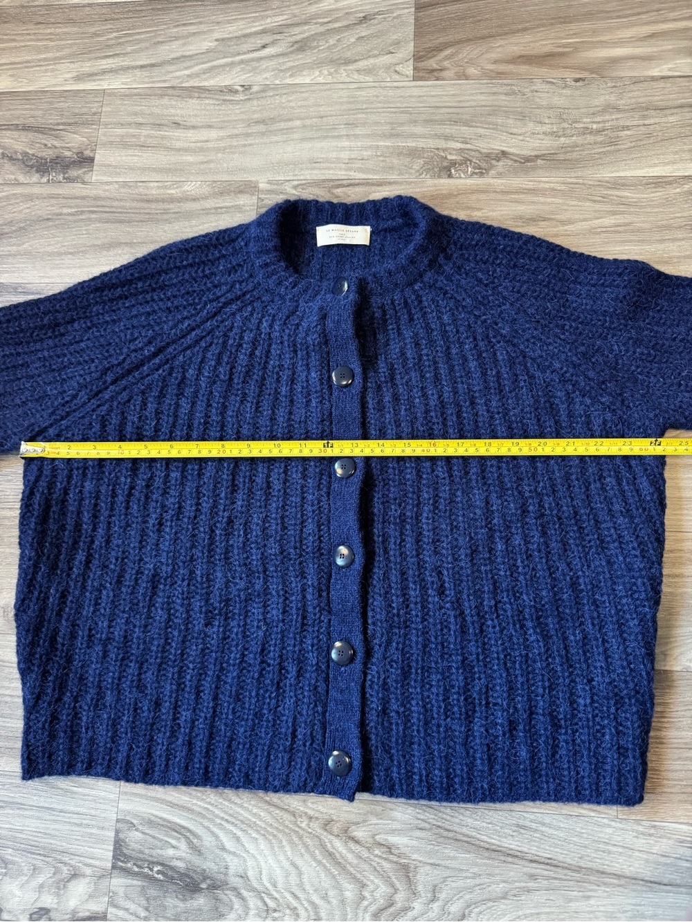Sezane Emile Cardigan in Navy Size Medium - Picture 10 of 13
